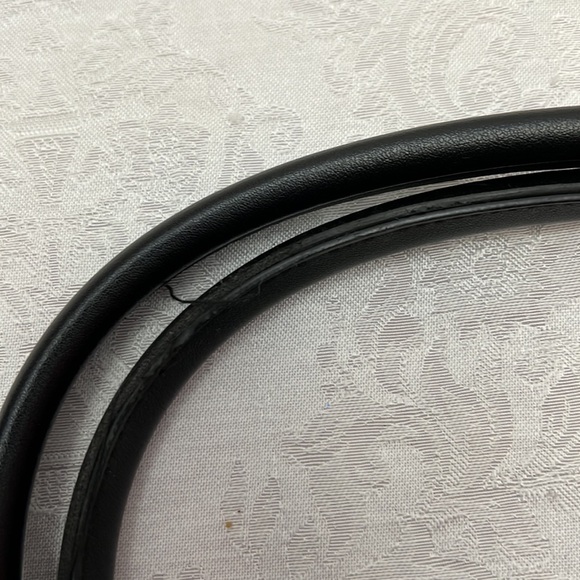 Rare - Victoria SecretsVictoria's Secret Limited Edition Striped Pink Canvas Bea - Picture 9 of 11